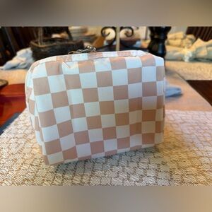 Narwey small cosmetic travel bag NWT